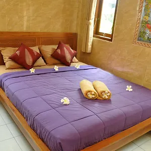 Mira Family Homestay